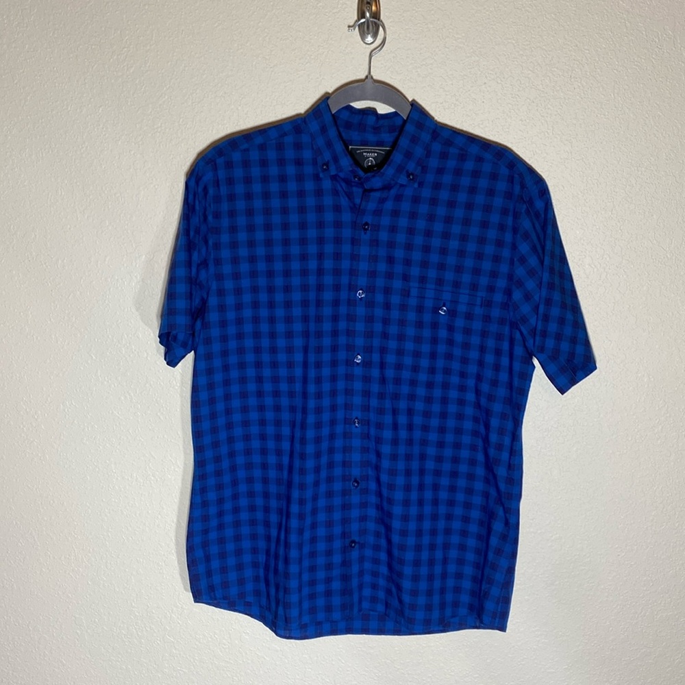 Maker & Company Men's button down plaid dress shirt, size medium